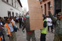 Parodia protestas octubre centro Quito