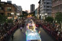 desfile guayaquil luces led