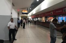Terminal Terrestre navidad engancho