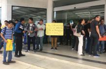 ser bachilleres estudiantes planton