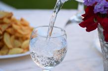vaso con agua