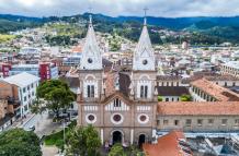 Loja-Semaforo-Amarillo