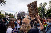 Los Ángeles, California. Las protestas contra el racismo y la violencia policial en EE.UU. generan preocupación por contagios de coronavirus.EFE