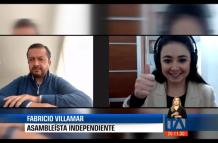 Andrea Samaniego, de Teleamazonas, entrevista a Fabricio Villamar