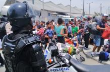 En el parque municipal, ubicado en la avenida Benjamín Rosales, permanecían alrededor de 150 ciudadanos venezolanos.