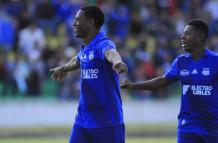 Bryan Angulo, en el festejo de su gol.