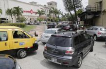 Como se observa en la gráfica, la congestión no solo contamina a la arteria principal, sino también a las intersecciones que conducen a centros comerciales.