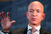 El multimillonario Jeff Bezos