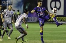 Delfín recibe a Emelec después de cinco meses de paralización futbolística.