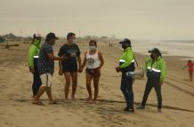 TURISTAS INFLITRADO FUERON RETIRADOS DE LA PLAYA