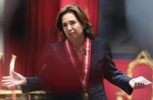 La jueza suprema Elvia Barrios fue registrada este lunes, durante su asunción como presidenta del Poder Judicial de Perú, en el Palacio de Justicia de Lima (Perú