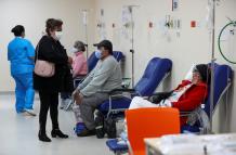 Vista de la unidad de emergencia con pacientes covid-19 del hospital Iess del Sur en Quito (Ecuador).
