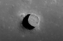 Cueva lunar (7465352)