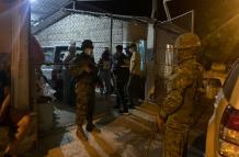 Operativos. Policía Nacional, Fiscalía y Ejército allanaron varias casas del centro de Zaruma y encontraron explosivos e insumos que utiliza la minería ilegal.