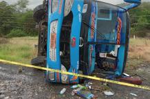 WhatsApp Image 2022-02-28 at 2.04.09 PM. Volcamiento de bus