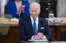 El presidente de los Estados Unidos, Joe Biden, pronuncia su primer discurso sobre el Estado de la Unión ante los legisladores en el Capitolio, hoy, en Washington, DC (EE.UU.).