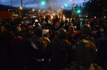 Avance de manifestantes indígenas a Quito por la Panamericana Sur