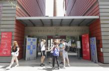 Referencia estudiantes de universidad