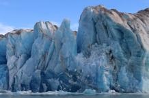 Fotografía cedida por la Universidad de Chile que muestra el lugar en el que se encuentra el que podría ser el lago más profundo del continente americano, en la Patagonia Austral (Chile).