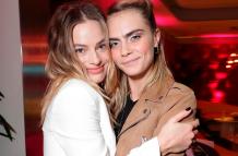 Margot-Robbie-Cara-Delevingne
