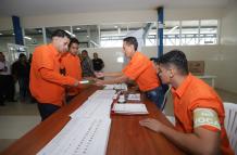 De los 2.280 PPL registrados en el padrón electoral de Guayas solo 8 tienen cédulas.