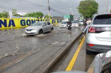 Lluvia- inundación avenida Felipe Pezo