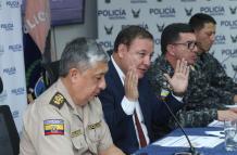 ENTREVISTA A MINISTRO (10115082)