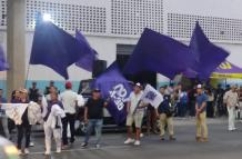Los simpatizantes del presidenciable se han concentrado en el centro de Guayaquil.