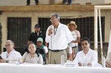 Gobierno Colombia y disidencia FARC