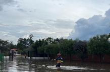 Bomberos- inundación- Tumbaco