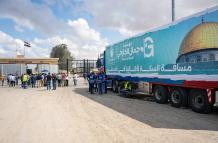 Entra un tercer convoy de veinte camiones de ayuda humanitaria desde Egipto a Gaza