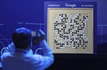 China defiende que el futuro de la IA "sea decidido por todos los países"