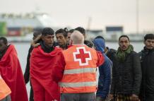 Llegan a las Islas Canarias 240 migrantes en cuatro embarcaciones, procedentes de África