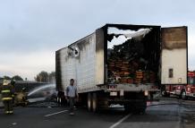 La detención de tres criminales deja un muerto, bloqueos y automóviles incendiados en México