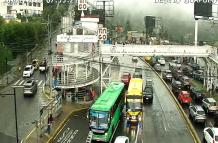 Las personas reportaron que una fuerte congestión afecta a los usuarios de esa vía, que conecta Quito con los valles