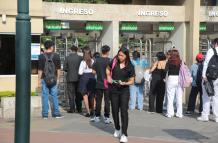 ESTUDIANTES UNIVERSITARIOS - tasa de matrícula