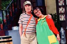 Roberto Gómez Bolaños y María Antonieta de las nieves durante las grabaciones de 'El chavo del 8'.