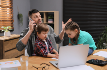 Referencial. El bienestar emocional de los padres es fundamental para que el tiempo con los hijos no se vuelva un reto