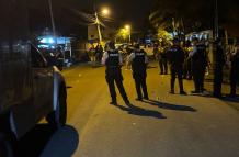 La Policía llegó hasta el lugar para recabar información.
