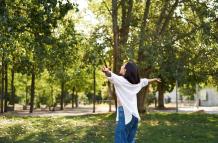 Los paseos en áreas verdes ayudan a mejorar tu salud mental