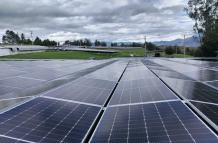 KFC+paneles solares+inversión