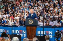 La familia de Biden le anima a continuar con su campaña para la reelección