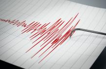 Temblor vibraciones volcán