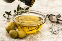 ¿Por qué el aceite de oliva es mejor que el de girasol?