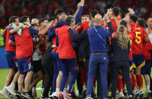 Selección celebra la victoria.