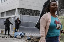Unos 2.000 policías ocupan diez favelas de Río en medio del conflicto entre bandas