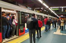 Metro de Quito demora