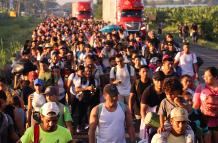 Unos 3.000 de migrant (13192213)