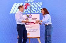 DANIEL NOBOA Y MARCELA AGUIÑAGA
