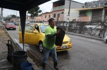 Venezolano trabajando